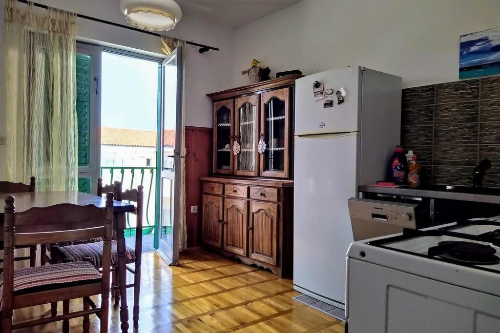 Appartamento Davor Tučepi Esterno foto